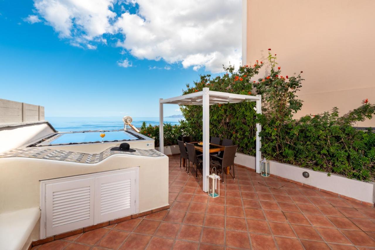 Villa By Hotel Thira Тира Экстерьер фото