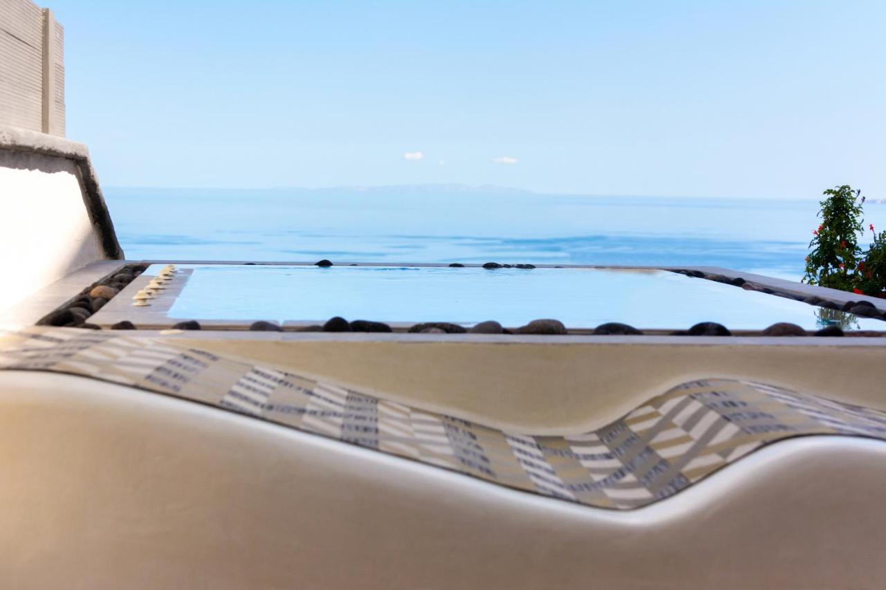 Villa By Hotel Thira Тира Экстерьер фото